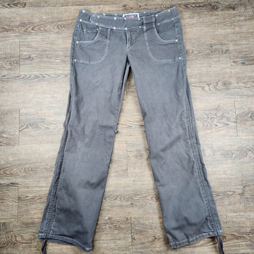 Nori Y2K Low Rise Studded Cargo Pants Gray Convertible Capri Size 11 Vintage